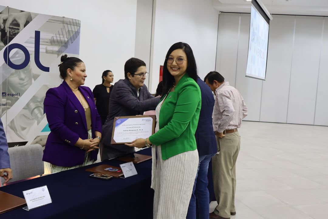 Faculty members from the FCNM were recognized as scientific spokespersons for ESPOL