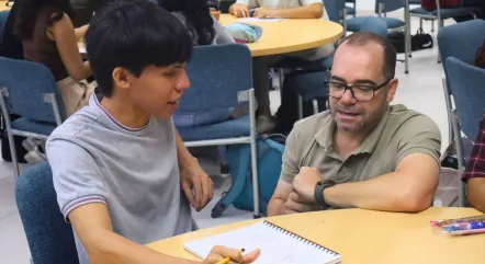Metodologías de enseñanza en Física de la ESPOL, despiertan interés internacional...